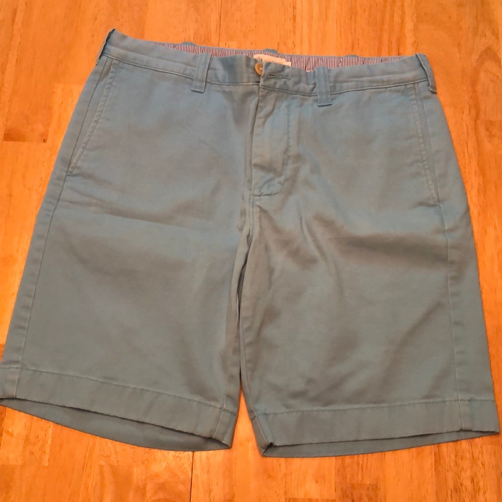 Men’s blue khaki shorts